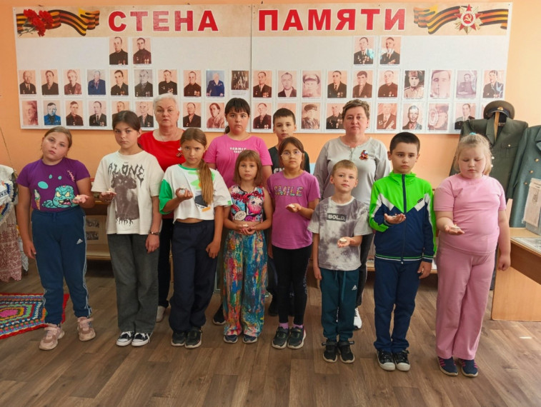 Пока мы помним – подвиги живы.